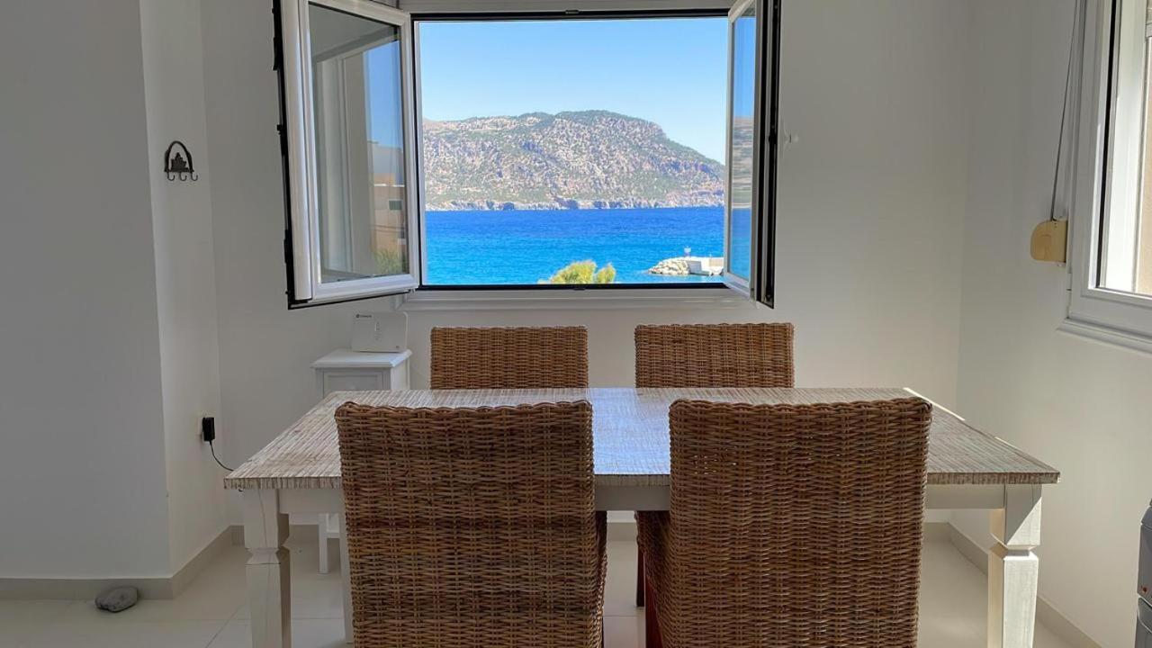 Locals Apartment Karpathos Eksteriør billede