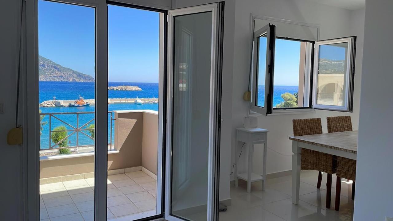 Locals Apartment Karpathos Eksteriør billede
